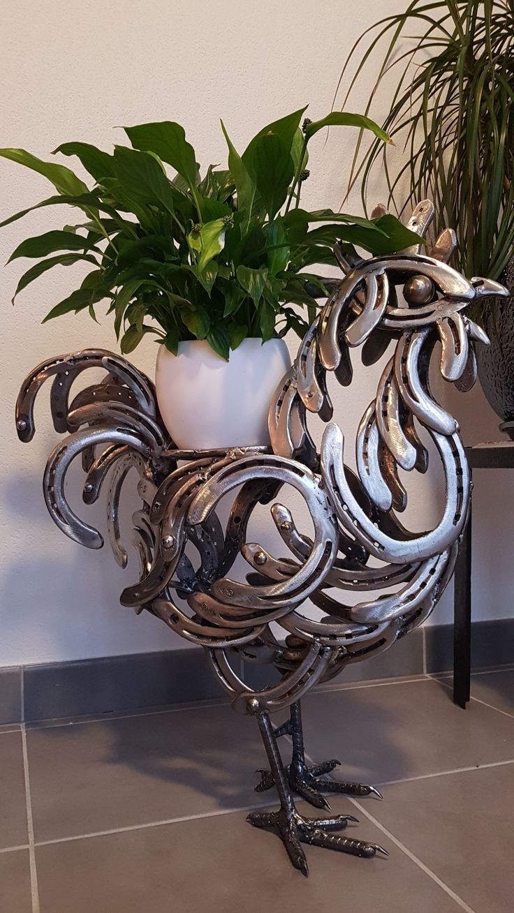 Coq support de plante